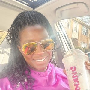 Meet your Posher, Sondra